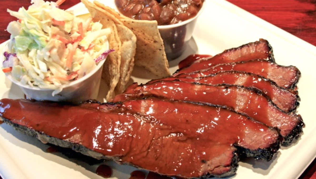 Smoke & Fire BBQ 101 Food Northern Express